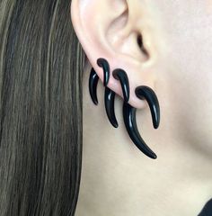 Edgy front and back Claw earrings  are made of 316L Stainless steel. Earrings come in 3 different sizes. Regular post: 0.7 mm / 22G Large: 34mm long Medium:28mm long Small:20mm long Listing for 1 pair (2 earrings) All items are shipped in a gift box Edgy Piercings Ears, Black Internally Threaded Punk Cartilage Earrings, Black Punk Cartilage Earrings Internally Threaded, Punk Black Internally Threaded Cartilage Earrings, Black Punk Internally Threaded Cartilage Earrings, Edgy Black Pierced Ear Cuff, Black Pierced Punk Ear Cuff, Punk Black Pierced Ear Cuff, Black Gothic Ear Cuff With Internally Threaded