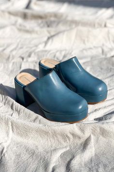 "INTENTIONALLY __________." Facts Mule Clogs - Blue Styling Mules, Bday Wishes, Intentionally Blank, Slingback Mules, Casual Winter Outfits, Something Went Wrong, Womens Clogs, Winter Casual, Powder Blue