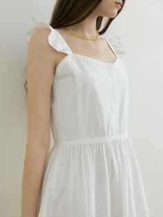 This is a trendy and casual dress by REORG that is made out of high quality and sturdy material. With distinctive mood of the design and comfortable wear, you can style it for your casual daily outfit.- Sleeveless tiered dress- Frill detail on the shoulder - Shirring detail on the waist Spring White Sleeveless Dress With Ruffle Hem, White Sleeveless Dress With Ruffle Hem For Spring, White Sleeveless Tiered Dress For Summer, White Tiered Sleeveless Dress For Summer, White Tiered Sleeveless Summer Dress, White Sleeveless Dress With Ruffle Hem For Summer, Sleeveless Tiered Dress For Summer Daywear, Casual Sleeveless Dress With Tie Straps, Summer Sleeveless Tiered Dress With Adjustable Straps