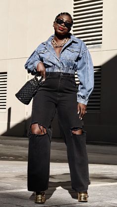 Cardigan As A Dress, Black Distressed Wide Leg Jeans Outfit, Slouchy Denim Boots, Chic Wide Leg Distressed Pants, Denim Trench Coat Outfit 2024, Denim Attire, Trendy Long-sleeved Distressed Denim Jacket, Spring Weekend Outfit, Unusual Clothes