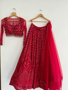 Georgette base designer fabric lehnga, and blouse with highlighting ❤️❤️ Bridesmaid Lehenga, Global Dress, Red Lehenga, Designer Fabric, Half Saree, Indian Outfits, Lehenga, Fabric Design, Fashion Dresses