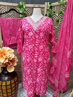 Pure Cotton Floral Print Pink Kurti set in plus sizes. Note: Colors may slightly vary due to camera effects Pink Cotton Sets With Relaxed Fit, Pink Cotton Relaxed Fit Sets, Pink Relaxed Fit Cotton Set, Cotton Matching Set With Relaxed Fit, Relaxed Fit Cotton Matching Set, Cotton Pant Set For Loungewear, Cotton Non-stretch Sets For Loungewear, Cotton Pant Set With Relaxed Fit, Cotton Relaxed Fit Matching Pant Set