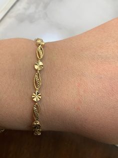 14kt yellow gold bracelet, weighs 3.9dwt and is 7.25" long! Dainty 14k Yellow Gold Tennis Bracelet, Hallmarked 14k Gold Bracelet, 14k Gold Round Chain Bracelet, 14k Gold Round Diamond Cut Bracelets, 14k Gold Round Chain Bracelet With Diamond Cut, 14k Gold Diamond Cut Chain Bracelet, Dainty 14k Gold Tennis Bracelet With Diamond Cut, Dainty 14k Gold Diamond Cut Tennis Bracelet, Gold Plated Hallmarked Fine Jewelry Bracelet