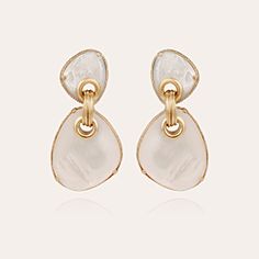 Polished Finish Pearl Drop Earrings, Luxury Formal Pearl Earrings With Mother Of Pearl, Luxury Mother Of Pearl Drop Earrings, Luxury Mother Of Pearl Earrings For Formal Occasions, Yellow Gold Pearl Drop Earrings With Mother Of Pearl, Yellow Gold Pearl Drop Earrings In Mother Of Pearl, Luxury Silver Mother Of Pearl Earrings, Single Gold Earring With Mother Of Pearl, Formal White Gold Mother Of Pearl Earrings