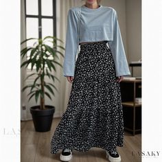 Lasaky - High-waisted Frayed-edge Blended Knitted A-line Skirt Casual Black Maxi Skirt For Winter, Casual Black Maxi Skirt For Day Out, Trendy Long Black Skirt, Casual Tiered Maxi Skirt For Winter, Casual Black Lined Maxi Skirt, Black Pleated Casual Maxi Skirt, Casual Black Flared Skirt, Casual Black Pleated Maxi Skirt, Casual Black Flowy Skirt