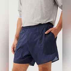 Nwt Mens Outdoor Voices Breaklite 5” Short Dark Sky/Iri Sz Small & Large Available. Nwt. $78 Retail. Navy Relaxed Fit Sports Shorts, Navy Relaxed Fit Shorts For Sports, Blue Athletic Shorts With Pockets For Running, Dark Sky, Outdoor Voices, Dark Skies, Shorts Athletic, Mens Shorts, The Voice