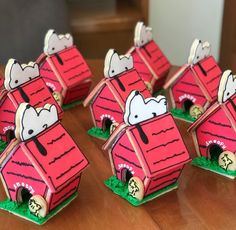 some little houses that are made out of paper