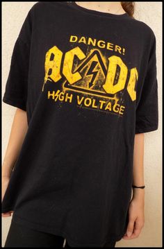 Y2K 00's AC/DC T-shirt - Etsy Mens T, Mens Tshirts, T Shirt