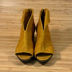 Reposhing This Item I Purchased From @Hcmthrift. Loved It, But They’re Little Bit Small On Me. Questions? Leave A Comment Below! Best Slippers, Grey Suede Boots, Chunky Heel Booties, Corral Boots, Ugg Mini, Suede Ankle Boots, Mid Calf Boots, Suede Booties, Lace Boots