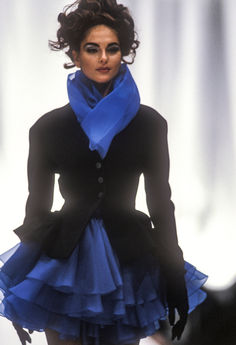 Complice RTW F/W 1991 Black Victorian Dress, Sophisticated Fashion, Fashion Walk, Original Supermodels, Concept Clothing, 1990s Fashion, Quirky Fashion, Dress Aesthetic, Fashion Catalogue