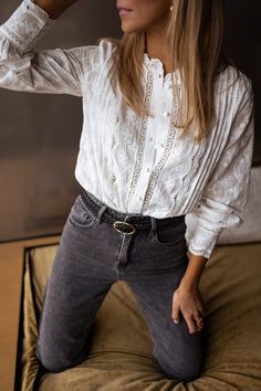 Upgrade your style with our ecru crewneck—long sleeves, embroidered lace shirt. Effortlessly chic and comfortably versatile, it's the perfect addition to your wardrobe. Our model wears the Grey Solan Jeans Sizes: S-M / M-L S-M: Length 22.04 in - Width 18.50 in M-L: Length 22.83 in - Width 19.29 in Contexture: 100% Cotton Washing: Handwash recommended Women's Spring Fashion, Parisian Women, Blouse Jeans, Sleeveless Cardigan, Lace Shirt, Embroidered Lace, Spring Fashion, Fitness Models, Jeans Size