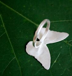 Nymphalidae, sterling silver monarch butterfly ring It is composed of sterling silver made by hand in my workshop. It is inspired by these beautiful insects called Lepidoptera, or butterflies. I am fascinated by these gracious and fragile beings and they always inspire me. A monarch butterfly has been etched and hand sawn with a lot of patience. Metal: sterling silver Dimensions: 3 x 2 cm Polished. Shiny finish. IMPORTANT- This is a custom order. Allow 4 working days before shipping. Thanks for Silver Jewelry With Butterfly Charm, Nickel-free Sterling Silver Butterfly Ring, Unique Sterling Silver Nickel-free Butterfly Ring, Unique Nickel-free Sterling Silver Butterfly Ring, Unique Sterling Silver Butterfly Open Ring, Unique Sterling Silver Open Butterfly Ring, Silver Ring With Butterfly Charm For Wedding, Unique Butterfly Sterling Silver Ring, Butterfly-shaped Sterling Silver Jewelry For Wedding