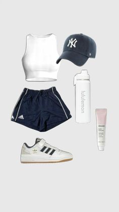 Gym Wear Aesthetic, Revealing Outfit Casual, Work Out Outfits, Sporty Outfits Summer, Gym Outfits Aesthetic, Activewear Outfits, Gymwear Outfits, Dance Outfits Practice, Fitness Wear Outfits