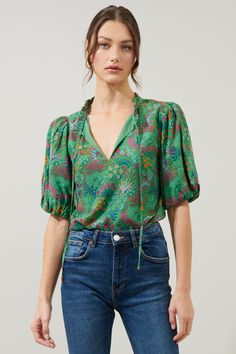 Ruya Floral Bluebay Puff Sleeve Blouse – Sugarlips Everyday Pants, Sweater Tank Top, Puff Sleeve Blouse, Lightweight Tops, Green Blouse, Everyday Dresses, Dress With Cardigan, Look Plus, Dress Trousers