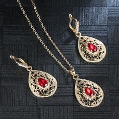 Elegant Algeria Wedding Jewelry Sets Women Earring Necklace Arab Gold Color Ethnic Bridal Jewelry Bijoux Crystal GiftModel Number:1005001612839872 Arab Gold, Mom Friends, Heritage Jewellery, Vintage Jewelry Sets, African Necklace, Crystal Jewelry Sets, Detailed Jewelry, Girl Friend, Gift Product