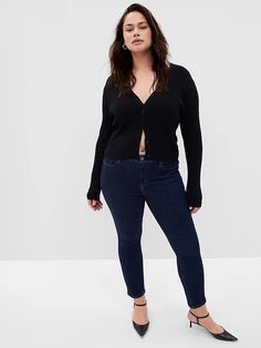 Mid Rise True Skinny Jeans | Gap Gap Jeans For Fall, Gap Stretch Bottoms For Fall, Gap Jeans For Everyday Fall Wear, Gap Jeans For Everyday Wear In Fall, Gap Stretch Jeans For Fall, Gap Mid-rise Jeans For Fall, Stretch Bottoms By Gap For Fall, Gap Bottoms For Everyday Fall Use, Fitted Gap Bottoms For Fall