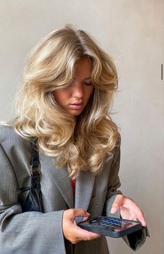 Matilda Djerf Hair, Matilda Djerf, Blowout Hair, Blonde Hair Looks, 90s Hairstyles, Hair Inspo Color, Volume Hair, Big Hair