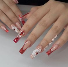 Short Red Hoco Nails, Red Quince Theme Nails, Red Cute Acrylic Nails, Quince Nails Glitter, Cute Red Acrylic Nail Ideas, 15 Quinceanera Nails Red, Small Bling Nails, Burgundy And Gold Nails Acrylic Quince, Red Nails Mexican