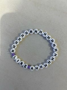 Olivia Rodrigo’s lyric “I scream inside to deal with it like ahhh” inspired beaded bracelet. Lyric Bracelet Ideas, Inside Out Bracelet Ideas, Olivia Rodrigo Jewelry Ideas, Olivia Rodrigo Craft Ideas