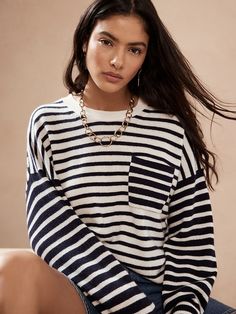 Beachy Outfits, Anthropologie Style, Unique Sweaters, Fashion Wishlist, Soft Sweater, Women's Sweaters, Softest Sweater, Striped Tee, Stripe Sweater