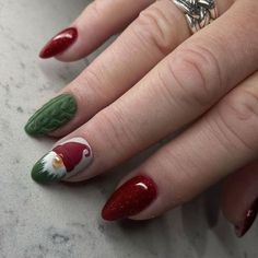 Mate Winter Nails, Christmas Gnomes Nails, Christmas Mushroom Nails, Christmas Nails Gnome, Gnome Christmas Nails, Christmas Gnome Nails, Gnome Nails, Trending Christmas