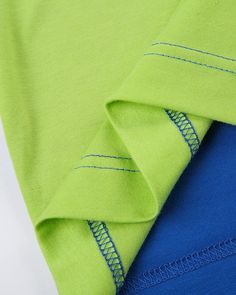 Details: Short-sleeve graphical T-shirt with matching color designTop Length: CroppedSleeve Length: Short SleevesMaterials:95% Polyester + 5% Spandex Long Sleeve Color Block T-shirt For Summer, Casual Stretch T-shirt With Contrast Color, Green Fitted Long Sleeve T-shirt, Contrast Color Stretch T-shirt With Short Sleeves, Casual Tops With Contrast Color And Stretch, Short Sleeve Stretch T-shirt With Contrast Color, Stretch T-shirt With Contrast Color And Short Sleeves, Casual Tops With Stretch And Contrast Color, Casual Stretch Top With Contrast Color