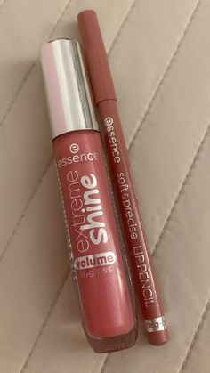 Essence Lip Combo, Makeup Products Essence, Lip Combo Aesthetic, Essence Lip Gloss, Lips Combo, Amazon Wish List, Lip Combos, Lip Makeup Tutorial