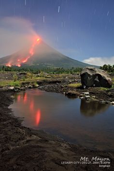 Mayon Volcano | Mayon Volcano, Legaspi, Albay | Bong Bajo | Flickr Volcano Wallpaper, Volcano Pictures, Volcano Projects, Legazpi City, Volcanic Eruption, Baguio City