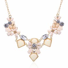 This lovely chunky floral necklace is the perfect compliment to virtually any outfit. Featuring a unique floral and geometric shaped flower and gemstone necklace. Comes in three fabulous colors from which to choose. Flower Choker Necklace, Necklace Chain Types, Choker Style Necklace, Flower Choker, Charm Chain, Gem Necklace, Jewelry Statement, Statement Pendant, Geometric Jewelry