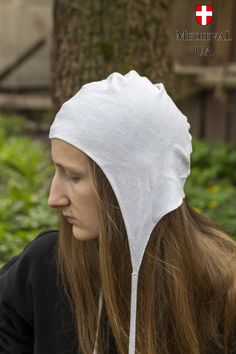 The coif was a head covering from the late Middle Ages, worn by adults, children, commoners, and nobles alike. Worn under armor, and on its own. This headdress male was the most commonly used throughout the Middle Ages. This coif we made-by-hand from 100% linen fabric. Linen coif available in white color. Made of white linen fabric. Make to order is available in four sizes: -For the head circumference 53-56 cm. (20,5-22 inches) -For the circumference 56-59cm. (22-23,2 inches) -For the head circu Medieval Reenactment, Medieval Hats, Ren Faire Outfits, Viking Hat, Viking Reenactment, Medieval Rings, Dance Inspiration, White Linen Fabric, Viking Costume