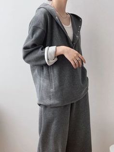 Uoozee Spring Hoodie Sweats With Pockets, Casual Hooded Hoodie For Workwear, Oversized Casual Hoodie For Work, Casual Oversized Hoodie For Workwear, Gray Hooded Sweats For Fall, Long Sleeve Hoodie With Pockets For Work, Baggy Fall Sweatpants, Baggy Winter Sweats With Pockets, Baggy Long Sleeve Casual Sweats