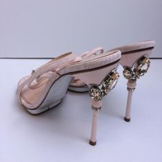 New Oscar De La Renta Crystal-Embellished-Heel Strappy Sandals. Made In Italy. Retail $790.00. Size: 40eu. Color: Blush. Heel Height: 5" With .75" Front Hidden Platform. Satin Upper. Leather Lining. Leather Sole. Condition: New/Never Worn Shoes With Signs Of Handling/Minor Marks/Light Stains On Outsole. Box Not Included. Luxury Crystal-embellished Heels For Summer, Designer Embellished Sandals With Open Heel, Luxury High Heel Embellished Sandals, Luxury Embellished High Heel Sandals, Designer Crystal Embellished Sandals For Spring, Designer High Heel Embellished Sandals, Luxury Embellished Heels With Single Toe Strap, Designer Embellished High Heel Sandals, Luxury Stone Embellished Sandals For Formal Occasion