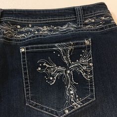 A good looking pair of 24W (43 x 30.5) CATO Woman, Women’s Stretch Jeans￼. GW-11/21-568-Al-E+M Bedazzled Jeans, Bling Jeans, Free Items, Fancy Dresses, Stretch Jeans, Rock Revival Jean, How To Look Better, Dresses