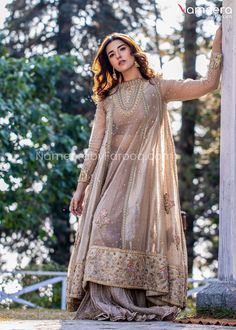 Pakistani Lehenga Bridal Dress Online for Women Overall Look Tissue Dupatta, Pakistani Lehenga, Lehenga Bridal, Desi Wedding Dresses, Organza Lehenga, Pakistani Wedding Outfits, Lehenga Online, Pakistani Dress Design, Pakistani Outfits