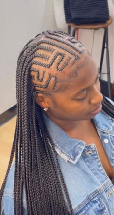 Straight Hairstyles Braids Half Up, Fulani Braids With Heart Design, Regular Fulani Braids, Doing My Own Fulani Braids, Creative Fulani Braids, Fulani Braids Claw Clip, Lemonade Braids Hairstyles, Cornrows Braids For Black Women, Braided Hairstyles For Teens