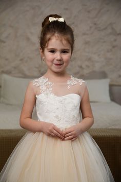 PERFECT FLOWER GIRL DRESS✨ Make order today and SAVE 15%🎁delivery 3-4 days only! Process time: 1-2 working days Delivery time: 2-4 working days  Also offer express overnight delivery https://www.etsy.com/listing/1298332912/express-delivery?click_key=eb8207bd8376c2fa762384c4d5701f79c6bcbc77%3A1298332912&click_sum=63123b47&ga_search_query=express&ref=shop_items_search_1&frs=1 *Train is detachable & all dresses have bow* Age 1.5 Height 86cm/34in Chest 51cm/20in Waist 51cm/20in Hips 51cm/20in Age 2 Sleeveless Tulle Princess Dress For Confirmation, Cream Princess Tutu Dress For First Communion, Cream Princess Dress For First Communion, White Ball Gown With Tulle Skirt For Dress-up, Cream Princess Dress For Dress-up, Cream Sleeveless Princess Dress For First Communion, Cream Gown With Lace Bodice And Tulle, Cream Gown With Lace Bodice And Tulle Material, Cream Princess Style Sleeveless Baptism Dress