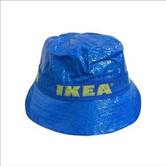 a blue bucket hat with the word ikea printed on it's brim