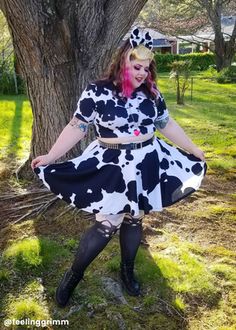 cow print skater skirt - Trash Queen Cow Print Clothes, Cow Clothes, Cow Print Crop Top, Cow Print Outfit, Pink Cow Print, Cow Outfits, Cow Costume, Cowhide Print, Cowgirl Birthday