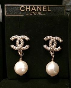 Romeo And Juliet 1996, Juliet 1996, Feminine Things, Jewelry Accessories Ideas, Chanel Earrings, Product Recommendations, Classy Jewelry, Where To Shop