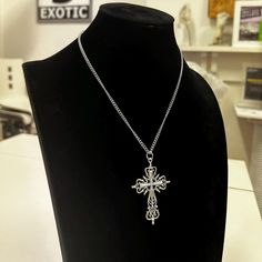 Made to order Unisex Silver Large Ornate Cross Statement Piece available in multiple sizes: 14 inch 16 inch 18 inch 20 inch Scroll through pictures to see size guide. Please note the size guide is based off average size, for more accurate sizing please measure your neck for where you want the necklace to sit. stainless steel chain Will not tarnish. Keep it in shiny condition by avoiding contact with aerosol sprays & lotions (Use them beforehand) . This includes your hair products, lotions and pe Jewellery Grunge, Ornate Cross, Grunge Accessories, Spray Lotion, Necklace Gothic, Statement Jewellery, Pretty Packaging, Choker Necklaces, Stainless Steel Chain