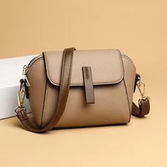 Beg Tangan, Small Handbag, Style Noir, Bag Light, Chloe Bag, Shoulder Messenger Bag, Bag Vintage, Types Of Bag, Small Handbags