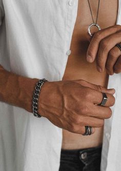 Oxidized Bracelet, Male Rings, Silver Bracelet For Men, Oxidized Silver Bracelet, Bracelets Outfit, Rings Aesthetic, Mens Chain Bracelet, Curb Chain Bracelet, All That Glitters Is Gold