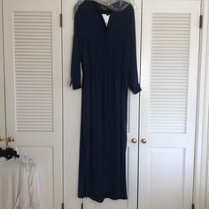 Nwt Vince Gorgeous Flowing Long Dress With Long Cuff Sleeves, Drawstring Gathered Waist, Side Slits, Tab Covered Front Buttons Plaid Slip Dress, Long Cuff Sleeves, Tie Waist Maxi Dress, Drape Maxi Dress, Designer Maxi Dress, Spaghetti Strap Maxi Dress, Grey Maxi Dress, Black Knit Dress, Maxi Slip Dress