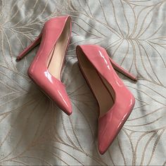 Lovely Blush Pink Patent Leather 4 Inch High Heels. Never Worn! Blush Pointed Toe Heels With 4-inch Heel, Pink Spring Heels For Office, Pink Heels For Office In Spring, Pink Heels For Office Spring Season, Pink Heels For Spring Office Wear, Pink Pointed Toe Feminine Heels, Chic Blush Heels With Pointed Toe, Feminine Pink Court Shoes With 4-inch Heel, Chic Pink High Heel Court Shoes