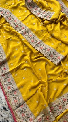 *FABRIC OF SAREE*- pure Munga Silk  *Fabric of blouse_* - Pure Silk Blouse *WORK* - Zari Weaving Work With Embroidery Work Munga Silk Saree, Silk Blouse Work, Yellow Saree, Blouse Work, Banarasi Sarees, Embroidery Work, Cut Work, Silk Blouse, Pure Silk