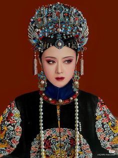 Chinese Hairstyle Tutorial, Empress Art, Drama Clothes, Empress Dress, Chinese Clothing Traditional, Zhen Huan, Empresses In The Palace