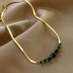 Zircon Charms Snake Chain Choker Necklace Gold Jewellery Indian, Modern Necklace Design, New Gold Jewellery Designs, Victorian Necklace, Antique Jewellery Designs, Modern Necklace, Crystal Choker Necklace, Jewellery Indian, Statement Choker