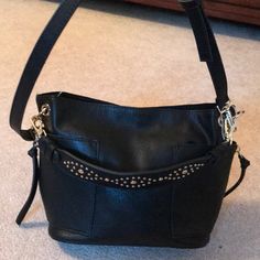 Black Faux Leather Handbag With Shoulder Crossbody Strap New With Tags Steve Madden Steve Madden Bevelyn, Orange Purse, Camo Purse, Steve Madden Purse, Pink Crossbody Bag, Faux Leather Handbag, Small Crossbody Purse, Black Handbag, Steve Madden Bags