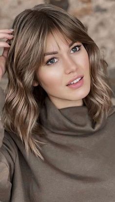 Shoulder Length Haircut, Haircut With Curtain Bangs, Medium Haircuts, Beautiful Hairstyle, Medium Length Hair With Layers, Cute Haircuts