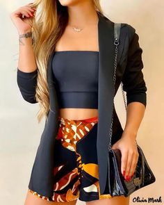 Olivia Mark – Conjunto de blusa bandeau y blazer de manga larga Home Dark, Bandeau Crop Top, Blazer Set, Dress With Tie, Long Sleeve Blazers, Short Coat, Dark Fashion, Blazer Dress, Olivia Mark